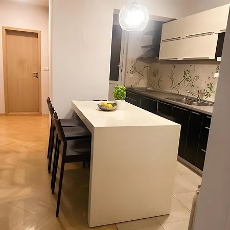 Regina's Modern Center *